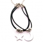 BRACELET PENDENTIF LUNE